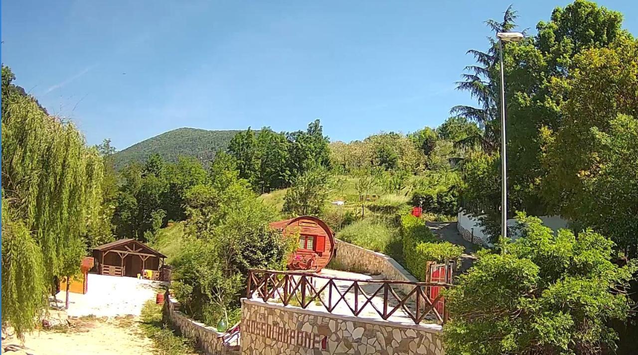 Agriturismo Rosso Lampone Cerreto Laziale Bagian luar foto